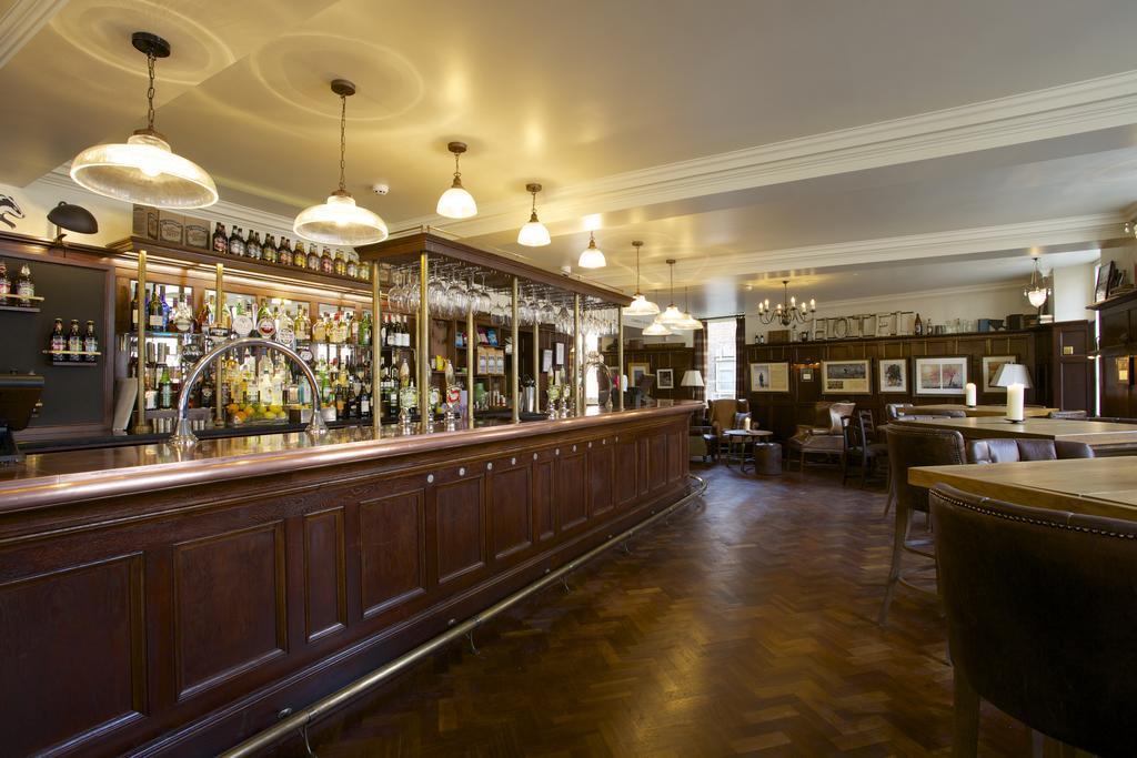 The Crown Hotel Blandford Forum Extérieur photo